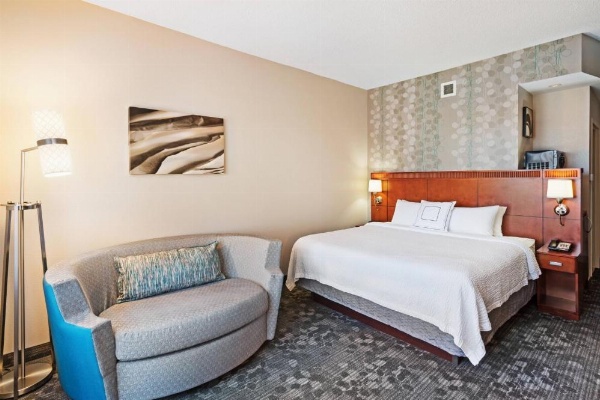 Courtyard by Marriott Knoxville Airport Alcoa image 8